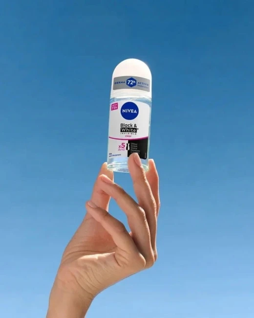 Nivea Invisible Clear Antyperspirant Roll-on dla Kobiet 50 ml