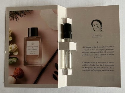 Essential Parfums Woda Perfumowana Rose Magnetic 2ml