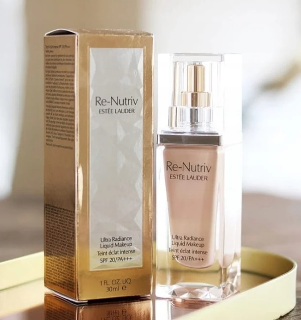 Estée Lauder Re-Nutriv 1C0 COOL PORCELAIN podkład do twarzy 30 ml SPF 20