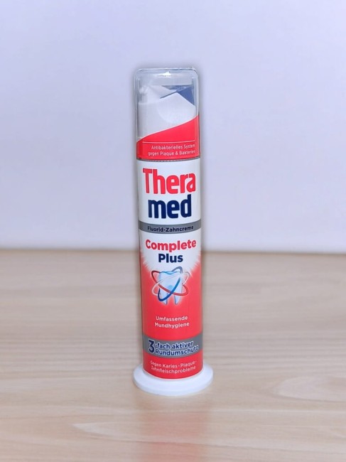 Wybielająca Pasta do Zębów Theramed Natur Weiss 100ml 3-fazowa Ochrona